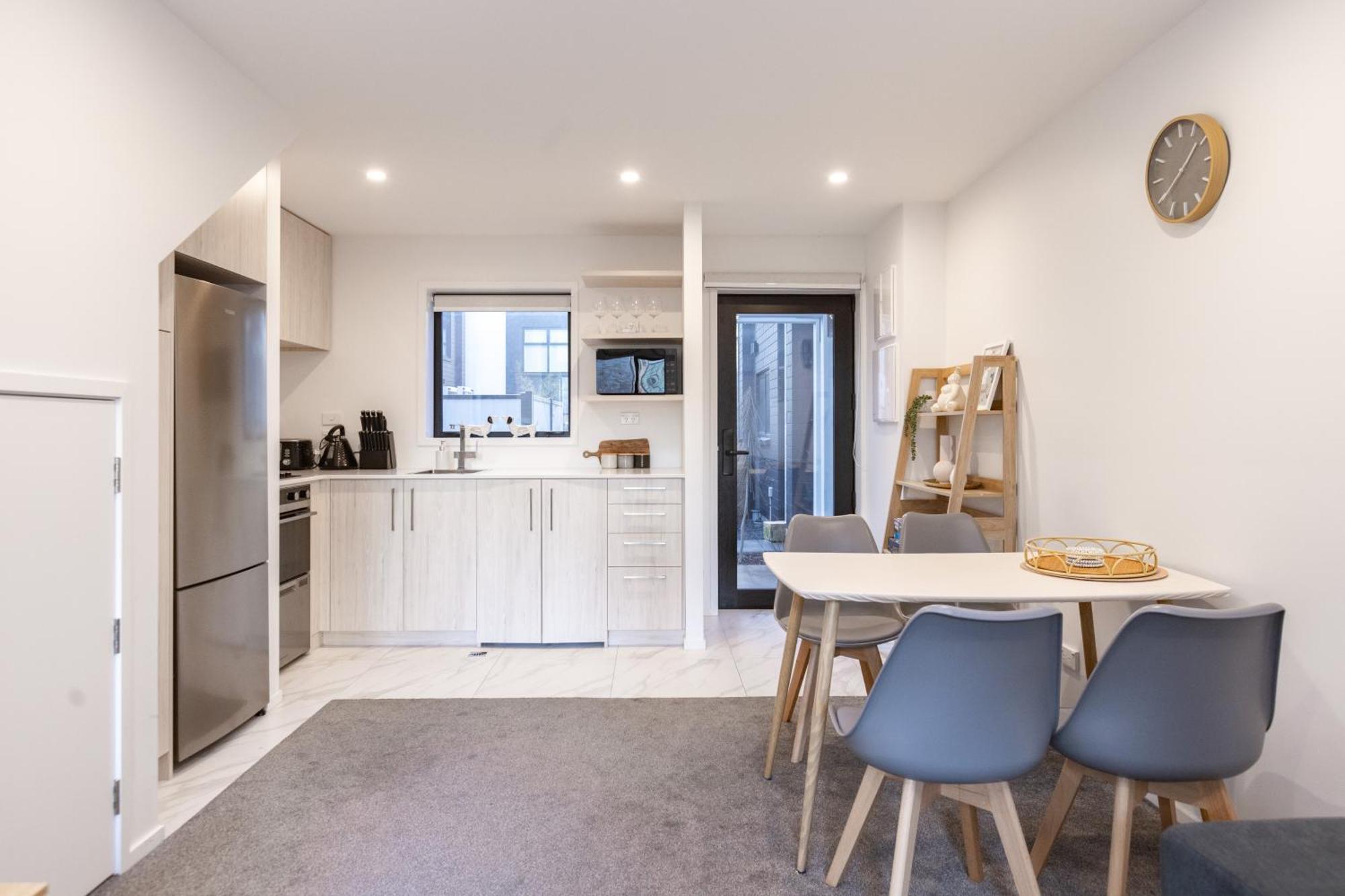 Entertaining Townhouse By Little High Eatery Lägenhet Christchurch Exteriör bild