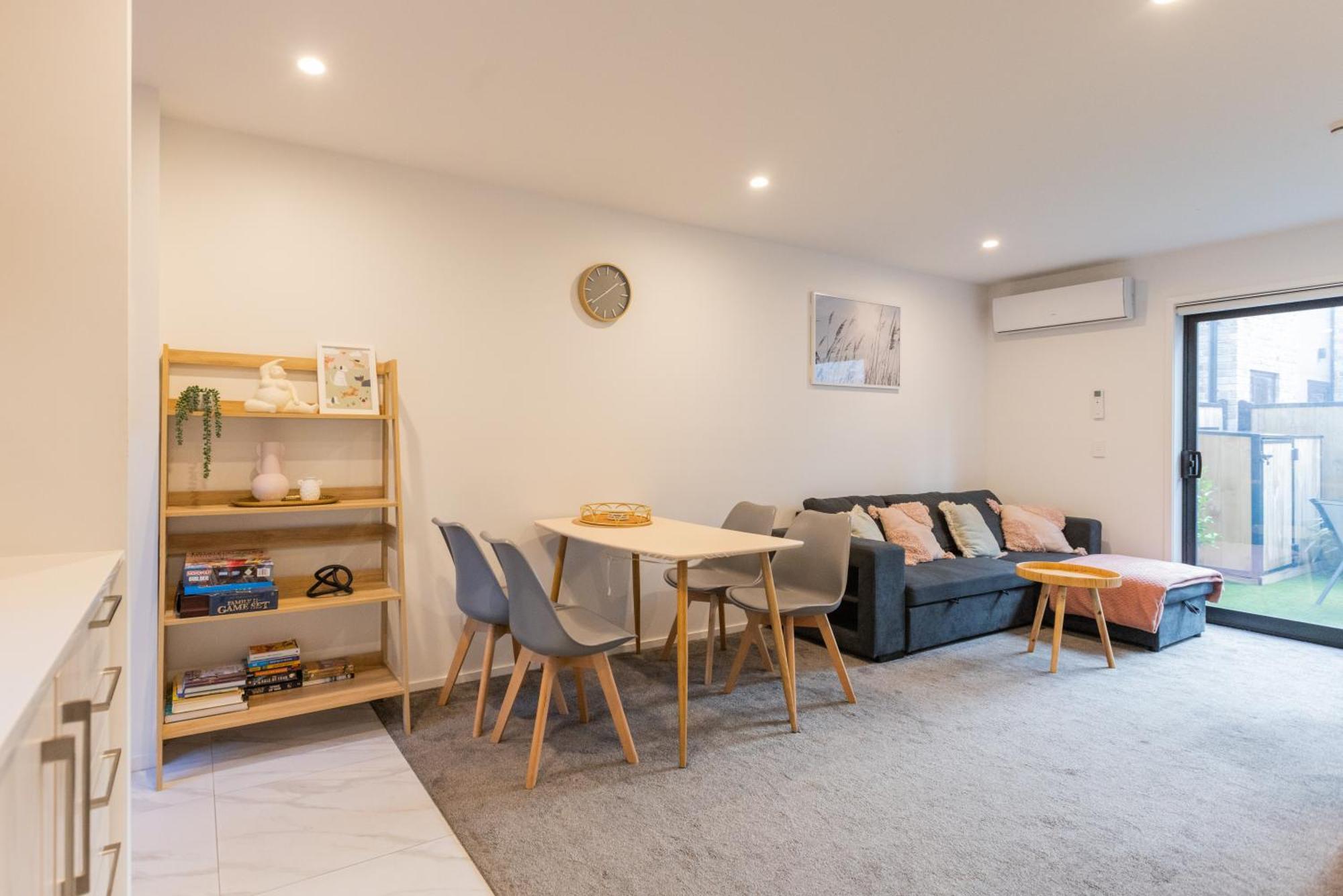 Entertaining Townhouse By Little High Eatery Lägenhet Christchurch Exteriör bild